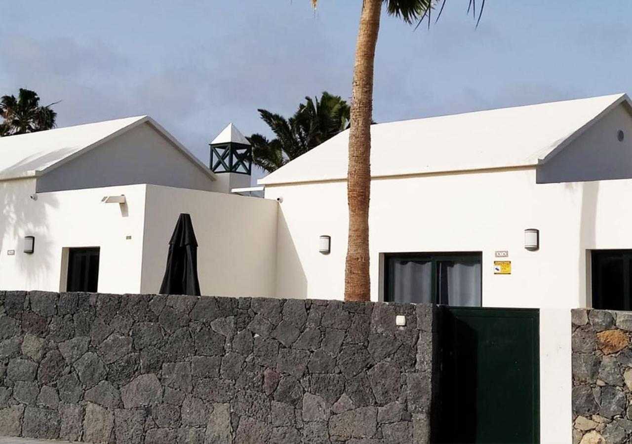 Villa Sun And Sea 2 Front De Mer Playa Rocca Costa Teguise Kültér fotó